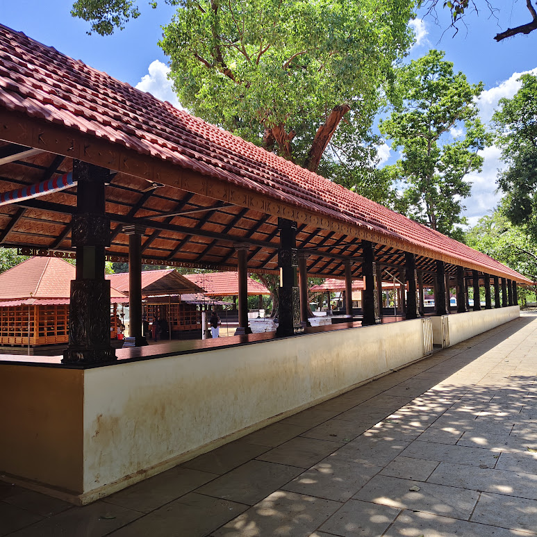 Sree Andallur Kavu, Dharmmadam, Kannur