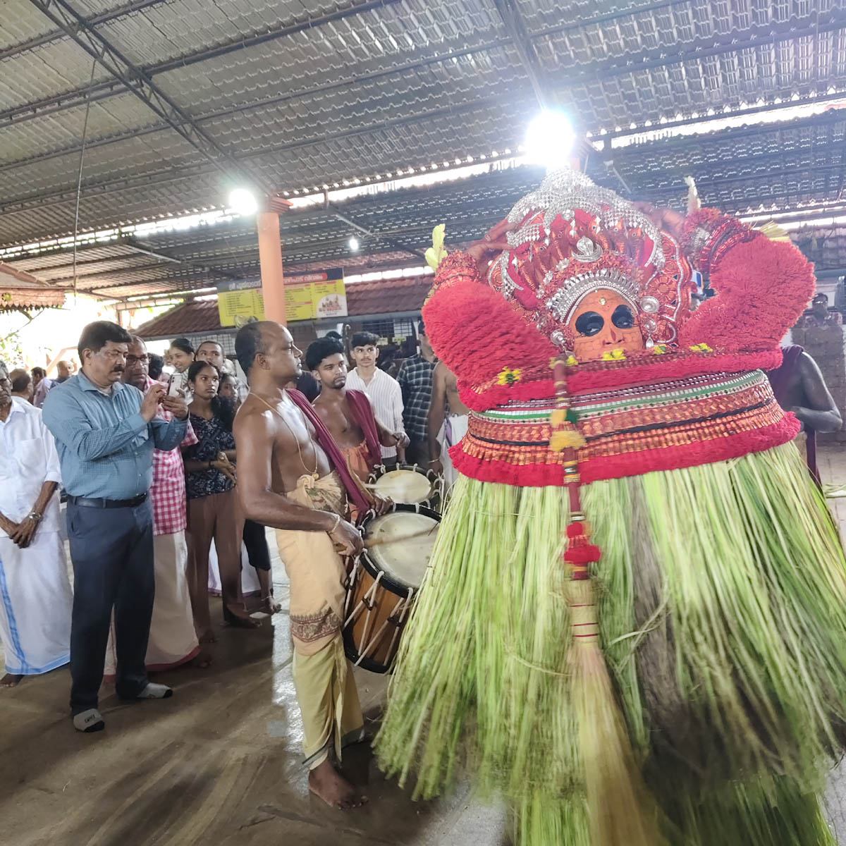 Vishnumurthy Theyyam